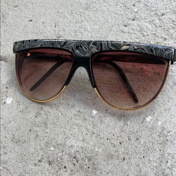 Vintage Laura Biagiotti sunglasses